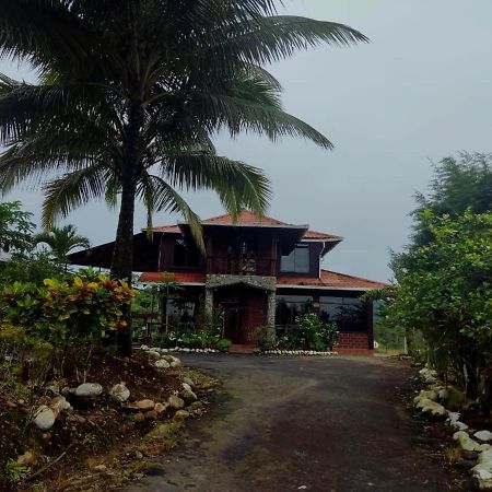 The Roadhouse Bed & Breakfast Tena Luaran gambar