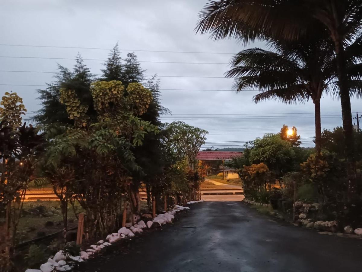 The Roadhouse Bed & Breakfast Tena Luaran gambar